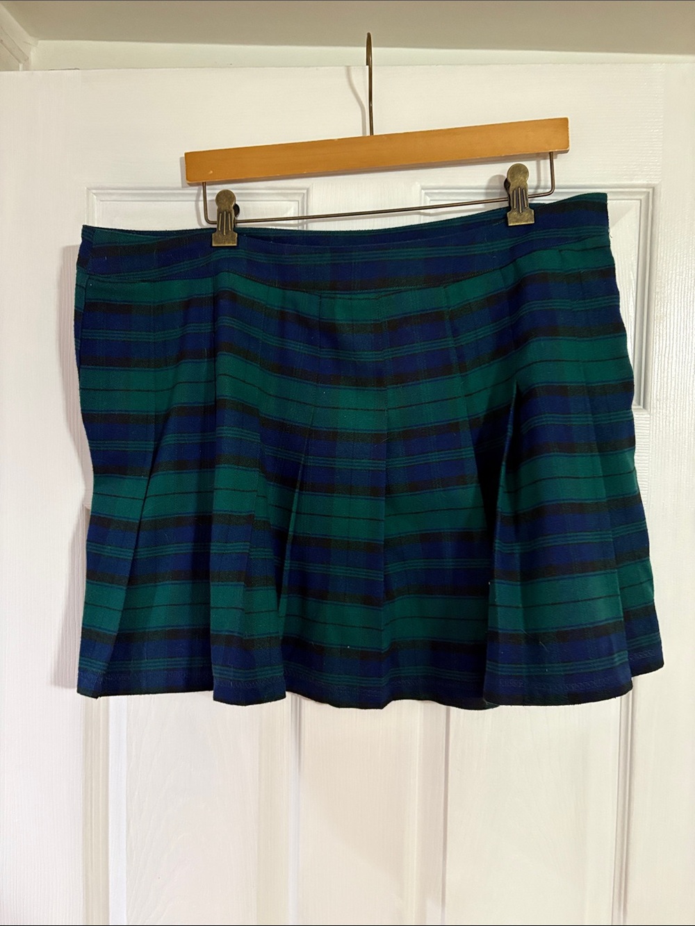 Forever 21 Green and Navy Plaid Skater Skirt